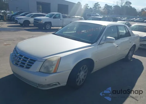 2009 Cadillac Dts 1Sa z USA, uszkodzony, nr VIN 1G6KD57Y99U137954